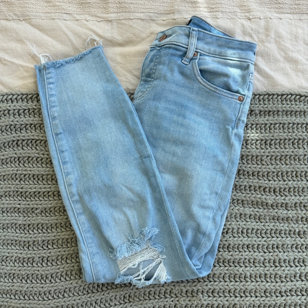 Express Light Blue Cropped Jeans